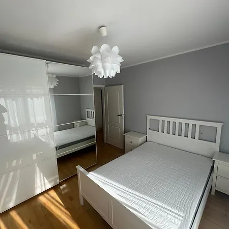 Apartment White&sunny